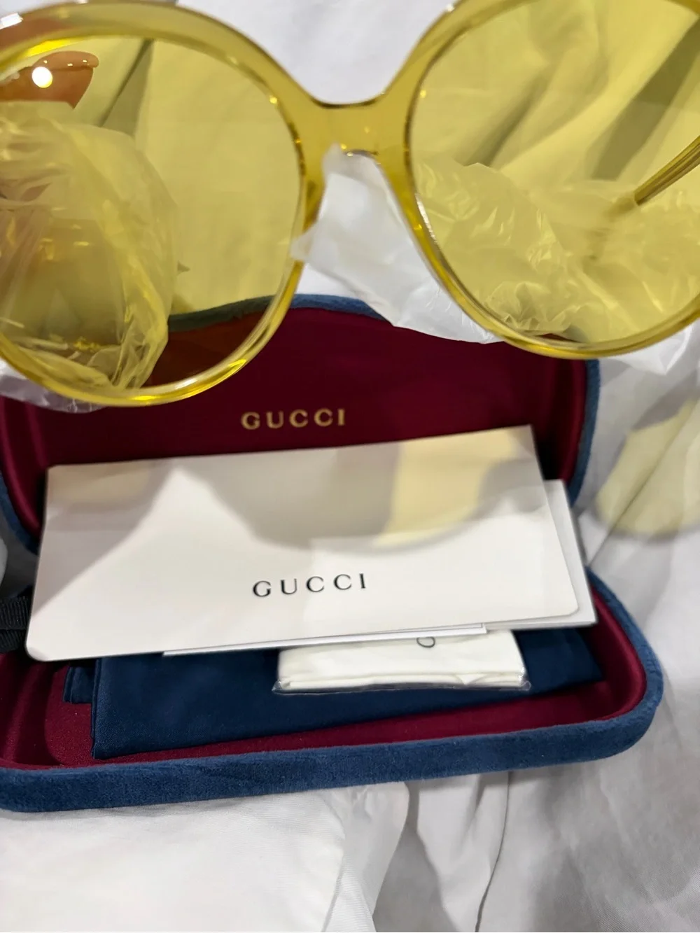 Gucci Transparent Yellow Round Sunglasses